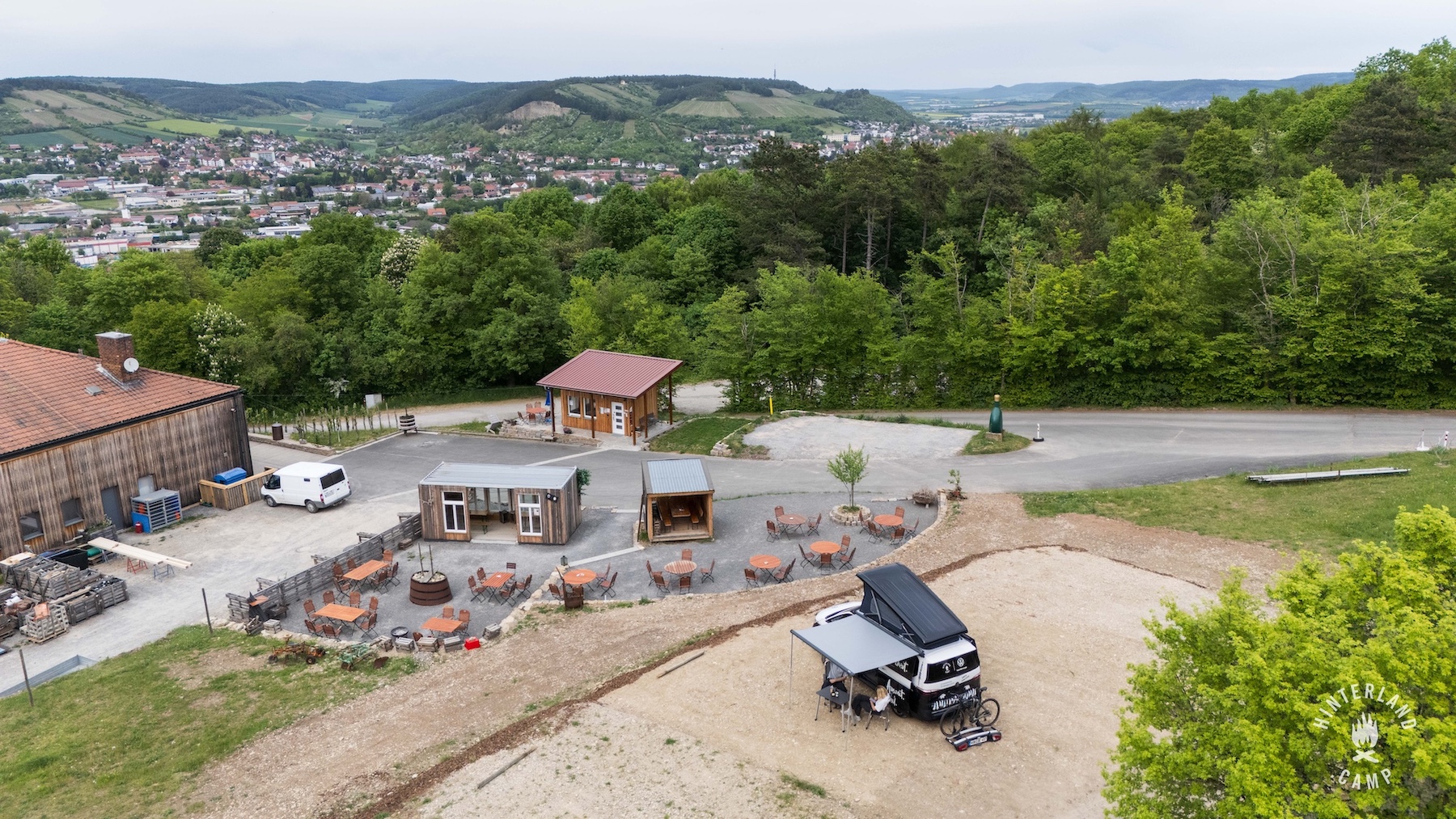 Stellplatz mit Weitsicht Hinterland